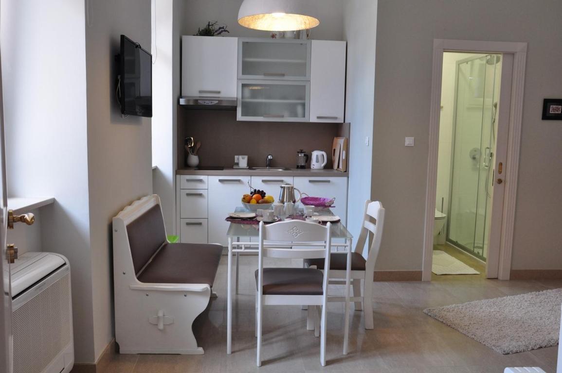 Apartmani Marion Crikvenica Exterior foto